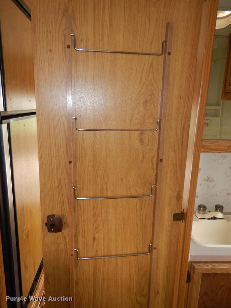 image for item DG0989 1991 Ford Econoline E350 Winnebago Warrior RV