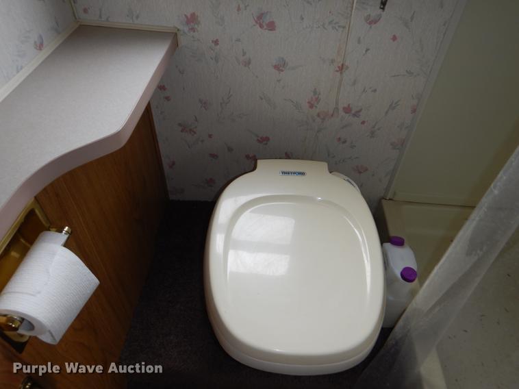 image for item DG0989 1991 Ford Econoline E350 Winnebago Warrior RV