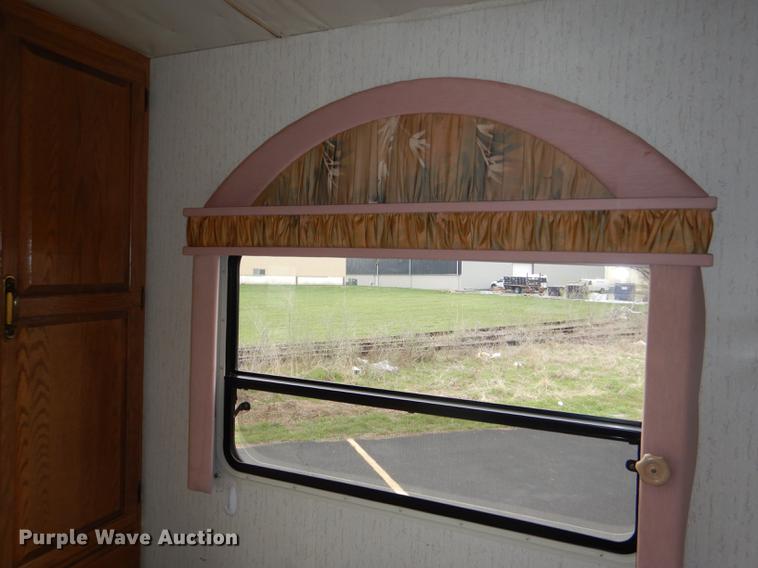 image for item DG0989 1991 Ford Econoline E350 Winnebago Warrior RV