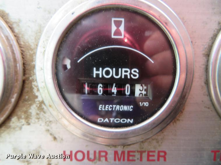 image for item DG3947 2000 Freightliner MT45 delivery truck