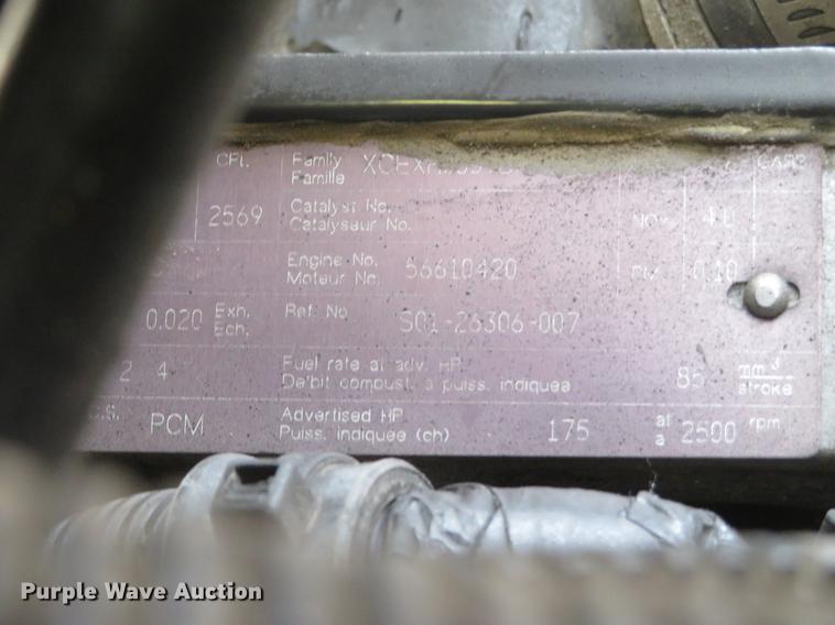 image for item DG3947 2000 Freightliner MT45 delivery truck