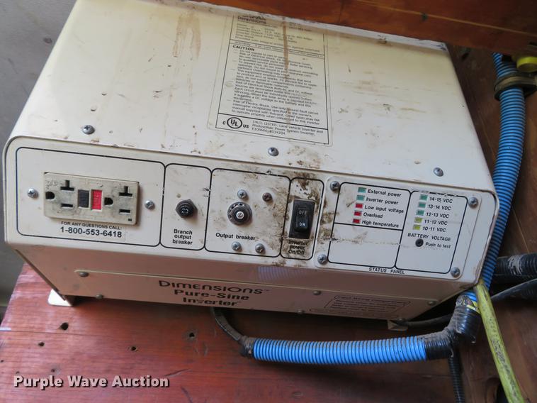 image for item DG3947 2000 Freightliner MT45 delivery truck