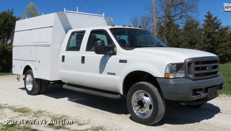 image for item DG3955 2004 Ford F450 Super Duty Crew Cab utility bed truck