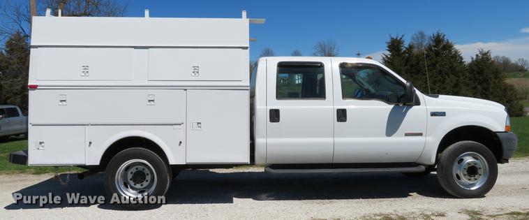 image for item DG3955 2004 Ford F450 Super Duty Crew Cab utility bed truck