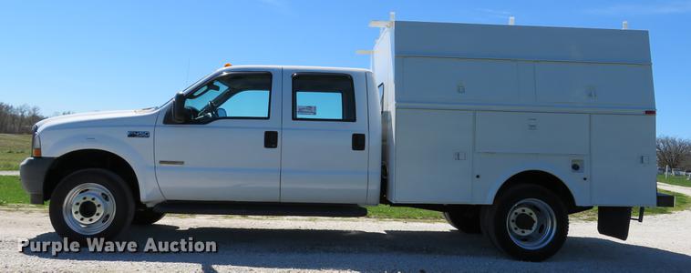 image for item DG3955 2004 Ford F450 Super Duty Crew Cab utility bed truck