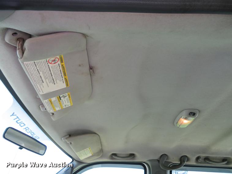 image for item DG3955 2004 Ford F450 Super Duty Crew Cab utility bed truck