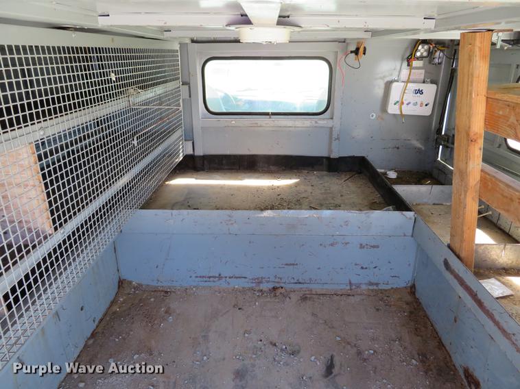 image for item DG3956 2003 Ford F250  Super Duty XL utility bed pickup truck