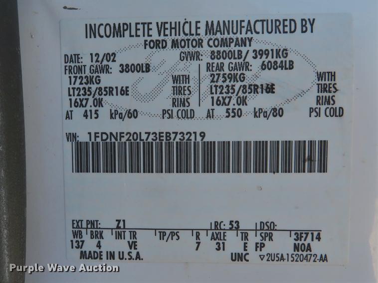 image for item DG3956 2003 Ford F250  Super Duty XL utility bed pickup truck