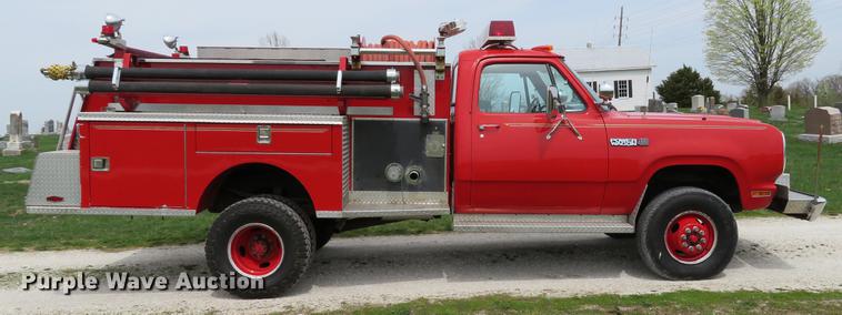image for item DG3964 1979 Dodge Ram Power Wagon 400 Mini Attack pumper fire truck