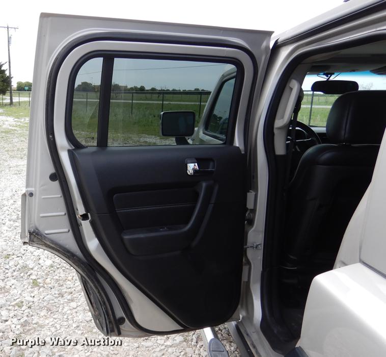image for item DK9810 2007 Hummer H3 SUV