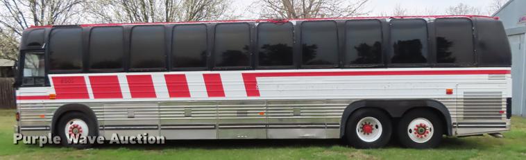 image for item DN9039 1985 Prevost coach bus