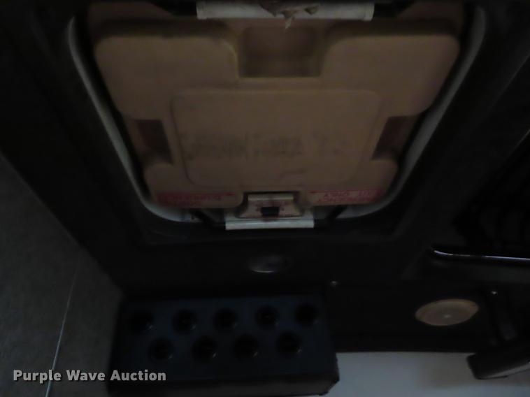 image for item DN9039 1985 Prevost coach bus