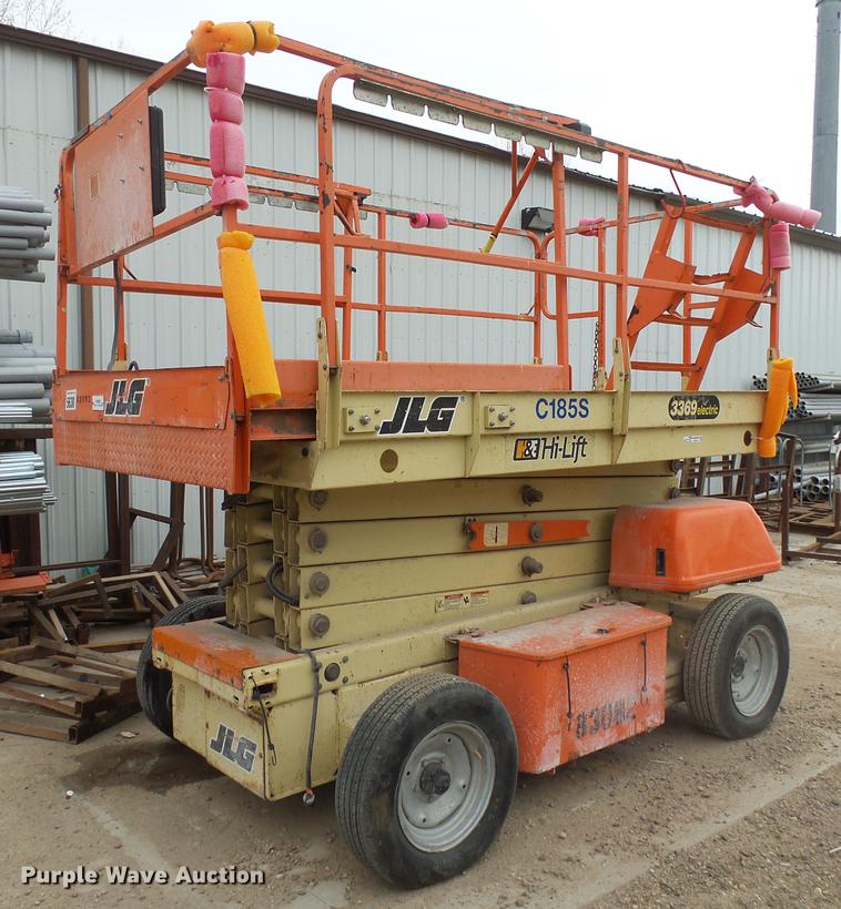 image for item DX9174 2001 JLG 3369 rough terrain scissor lift