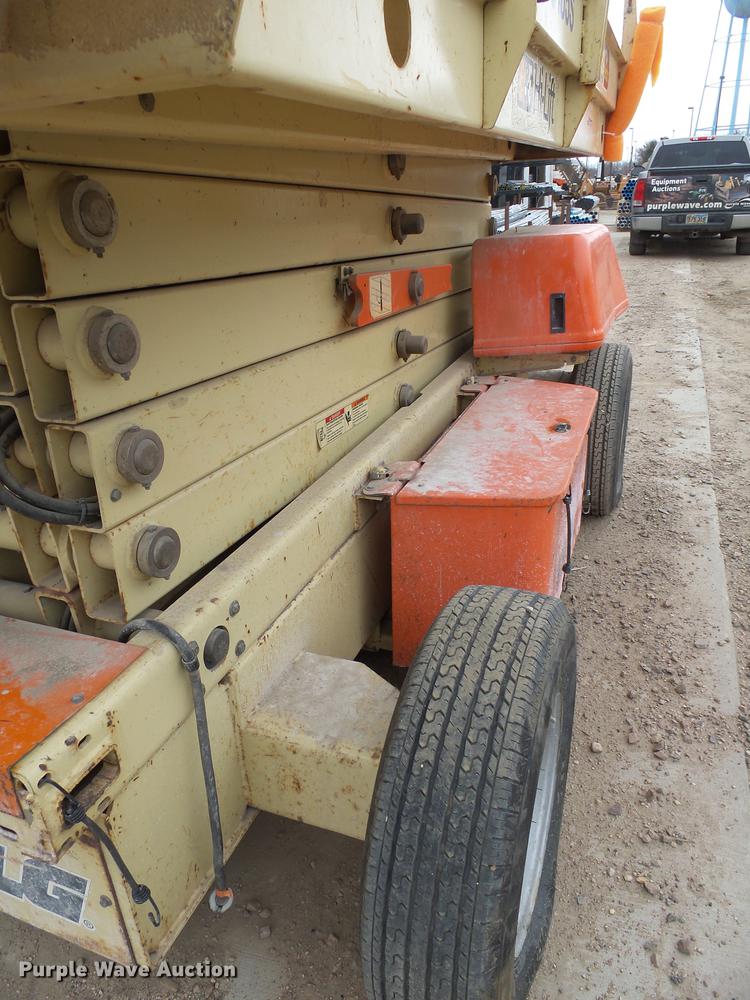 image for item DX9174 2001 JLG 3369 rough terrain scissor lift