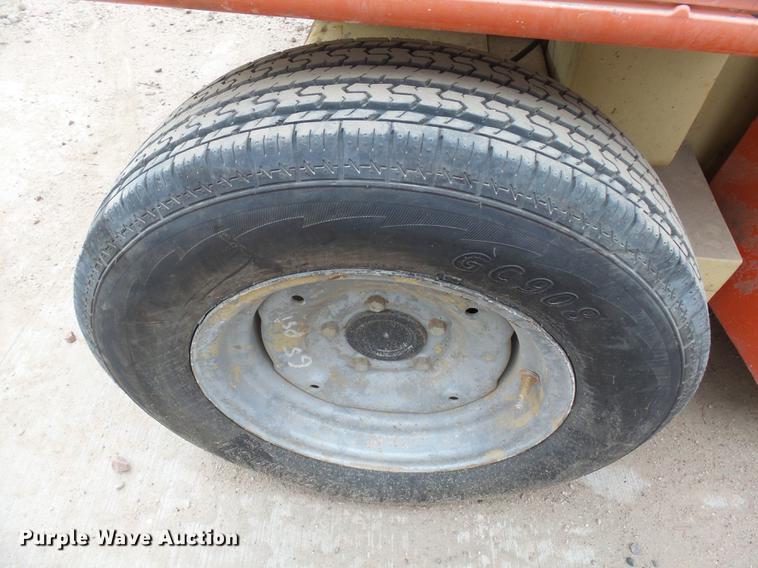 image for item DX9174 2001 JLG 3369 rough terrain scissor lift