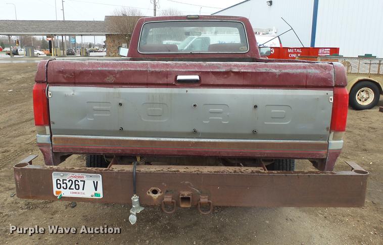 image for item DX9180 1990 Ford F250 pickup truck