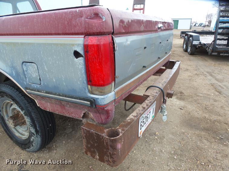 image for item DX9180 1990 Ford F250 pickup truck