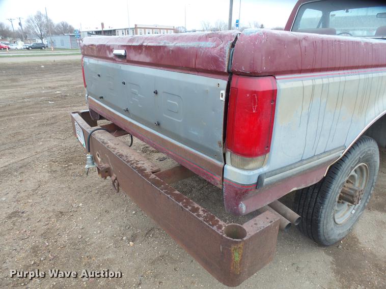 image for item DX9180 1990 Ford F250 pickup truck