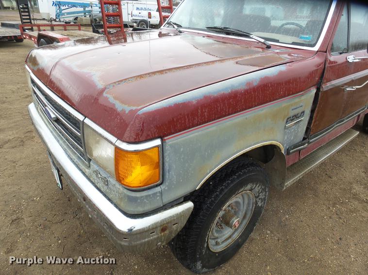 image for item DX9180 1990 Ford F250 pickup truck