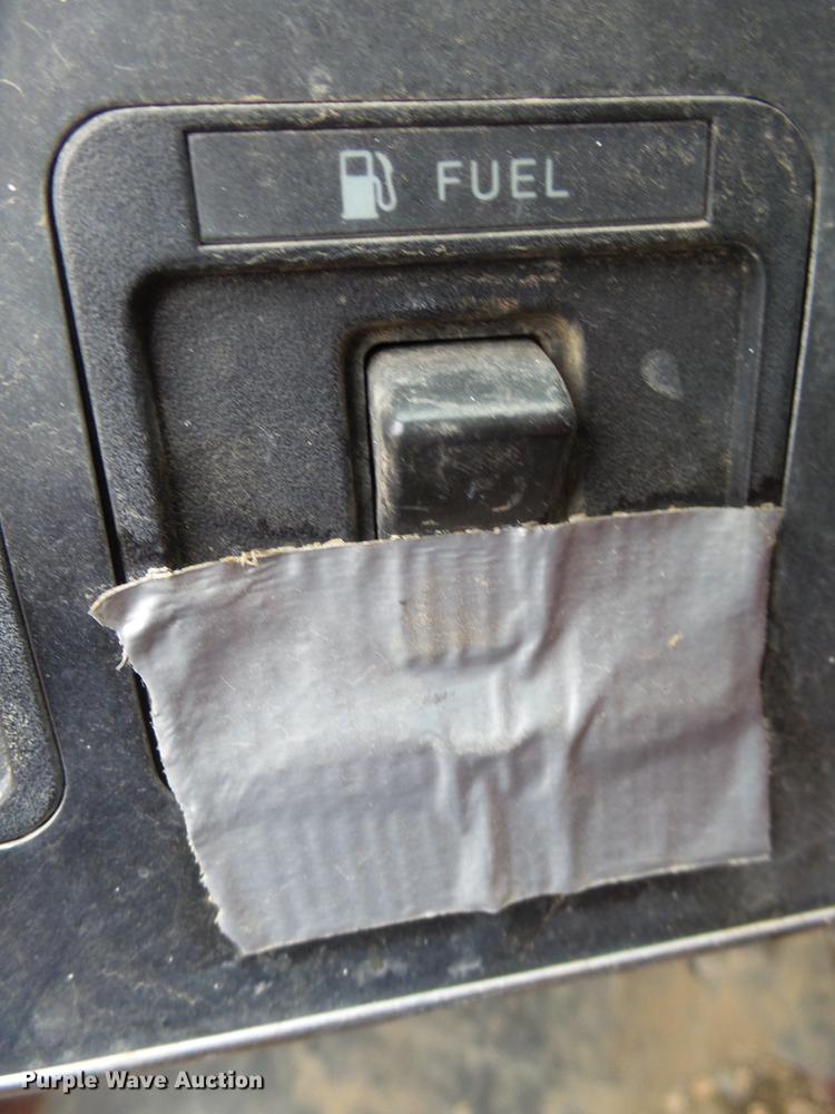 image for item DX9180 1990 Ford F250 pickup truck