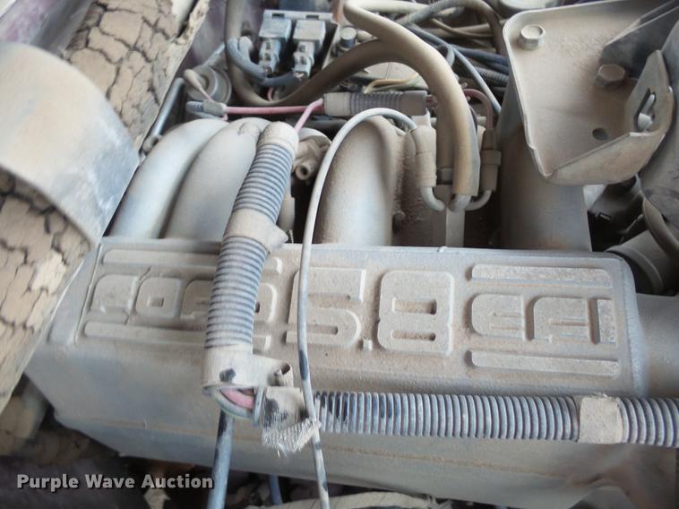 image for item DX9180 1990 Ford F250 pickup truck