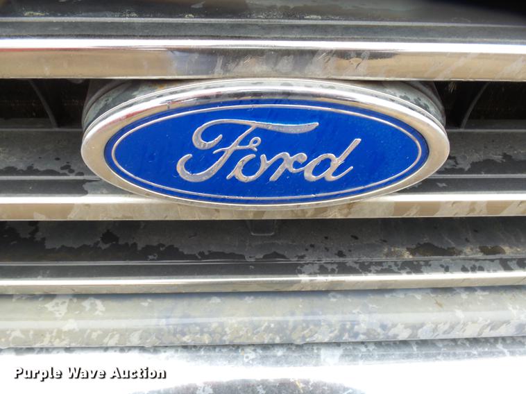 image for item DX9180 1990 Ford F250 pickup truck