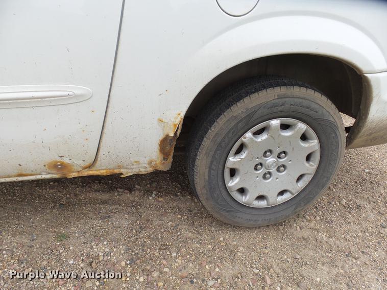 image for item DX9181 2003 Chrysler Town & Country van