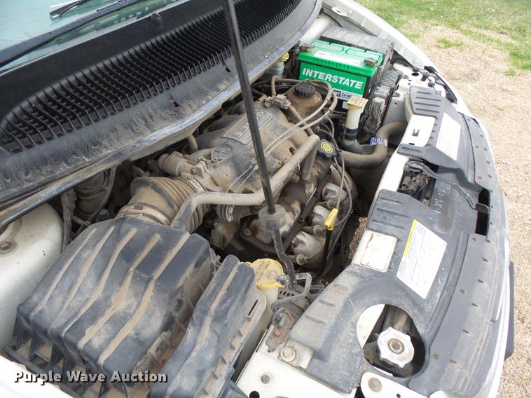 image for item DX9181 2003 Chrysler Town & Country van