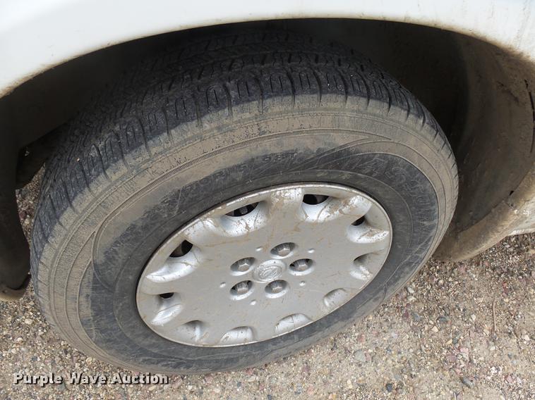 image for item DX9181 2003 Chrysler Town & Country van