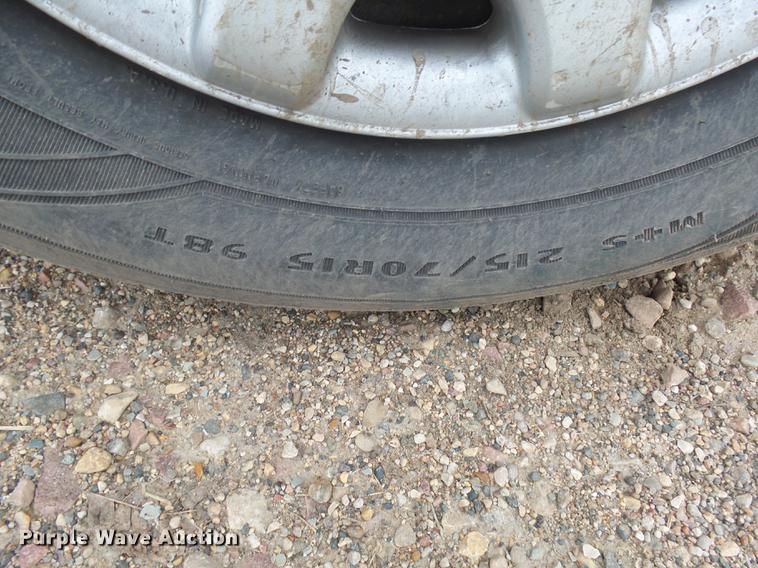 image for item DX9181 2003 Chrysler Town & Country van