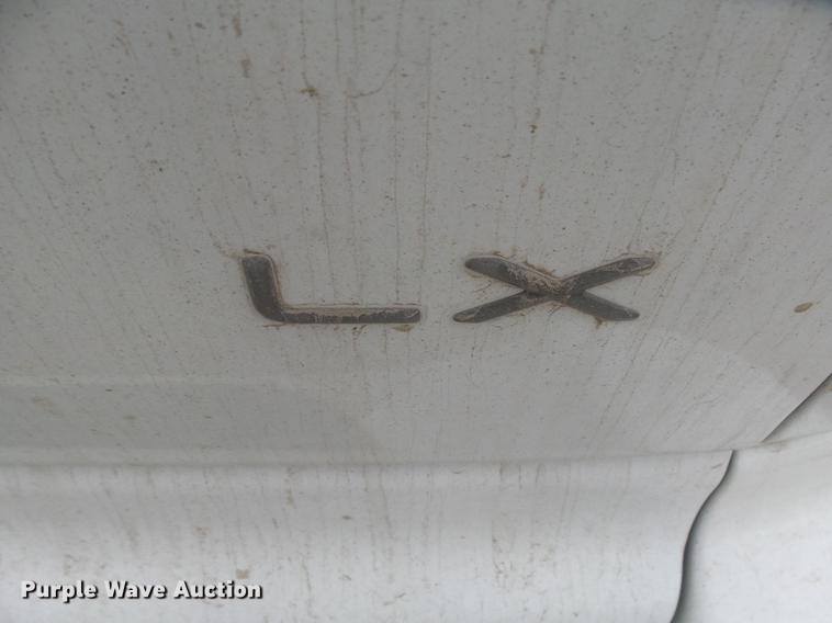 image for item DX9181 2003 Chrysler Town & Country van