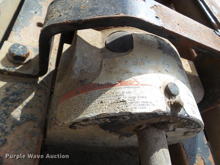 image for item EM9146 2001 Freightliner FL60 rollback truck