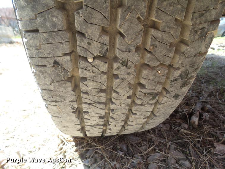 image for item EM9150 2002 Morbark 290 wood chipper