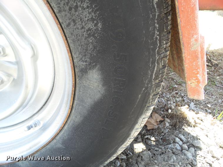 image for item EM9150 2002 Morbark 290 wood chipper