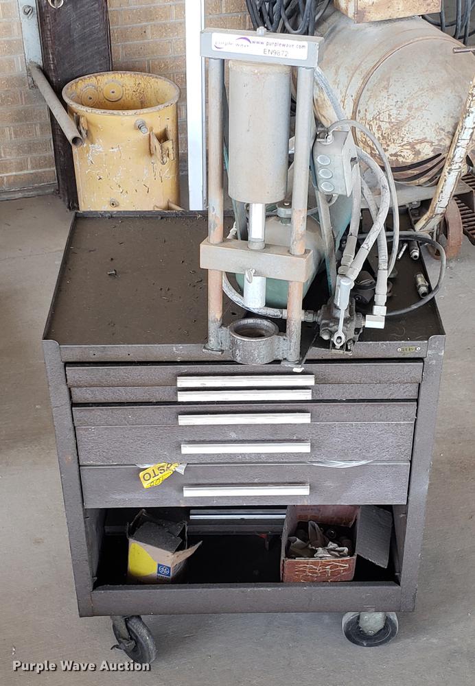 image for item EN9872 John S Barnes Corp hydraulic hose press