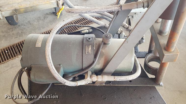 image for item EN9872 John S Barnes Corp hydraulic hose press