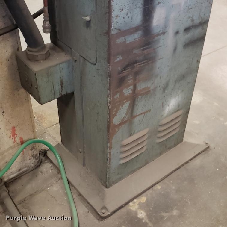 image for item EN9873 Rex Welder & Engineering Co spot welder