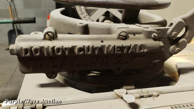 image for item EN9874 (2) stamp presses