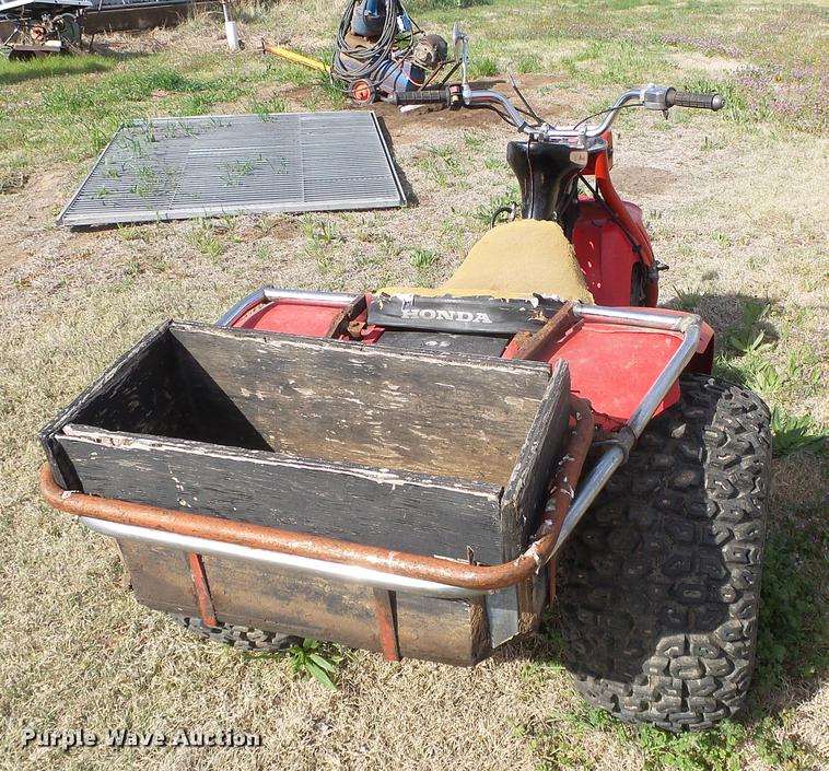 image for item EQ9025 1982 Honda ATC200ESE ATV