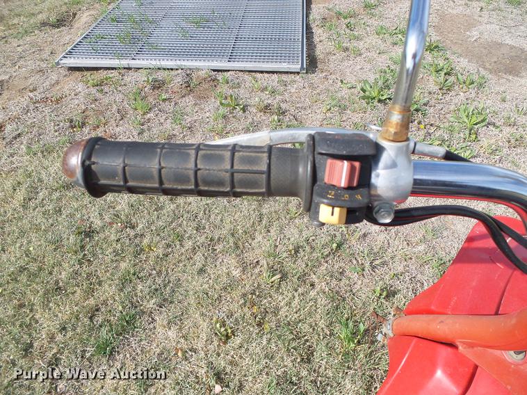 image for item EQ9025 1982 Honda ATC200ESE ATV