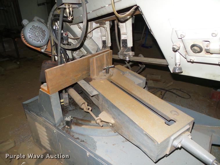 image for item EQ9066 Wilton electric bandsaw
