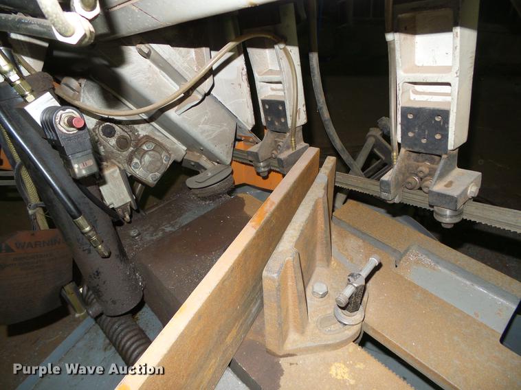 image for item EQ9066 Wilton electric bandsaw