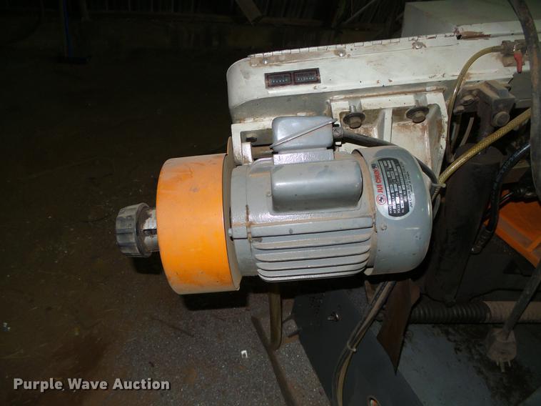 image for item EQ9066 Wilton electric bandsaw