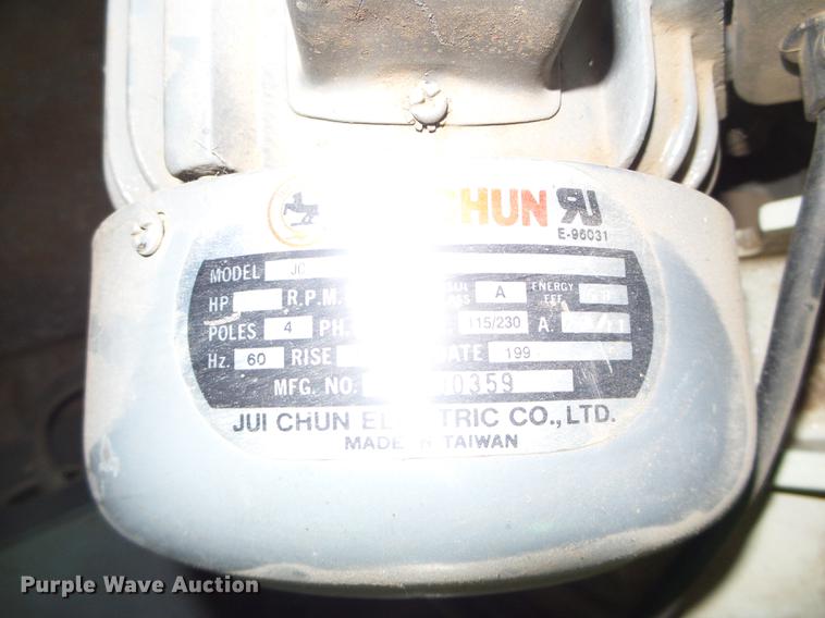 image for item EQ9066 Wilton electric bandsaw