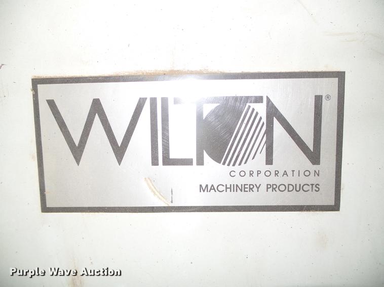 image for item EQ9066 Wilton electric bandsaw