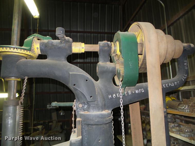 image for item EQ9067 Hoerer drill press