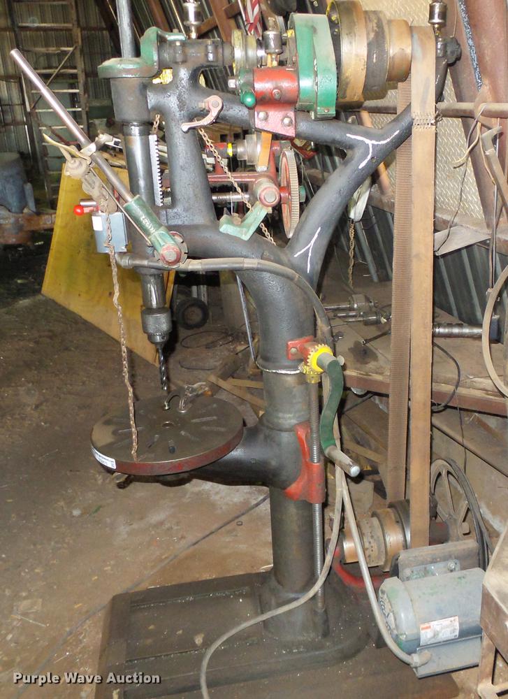 image for item EQ9075 Chicago Heights-Canedy Otto Mfg. drill press