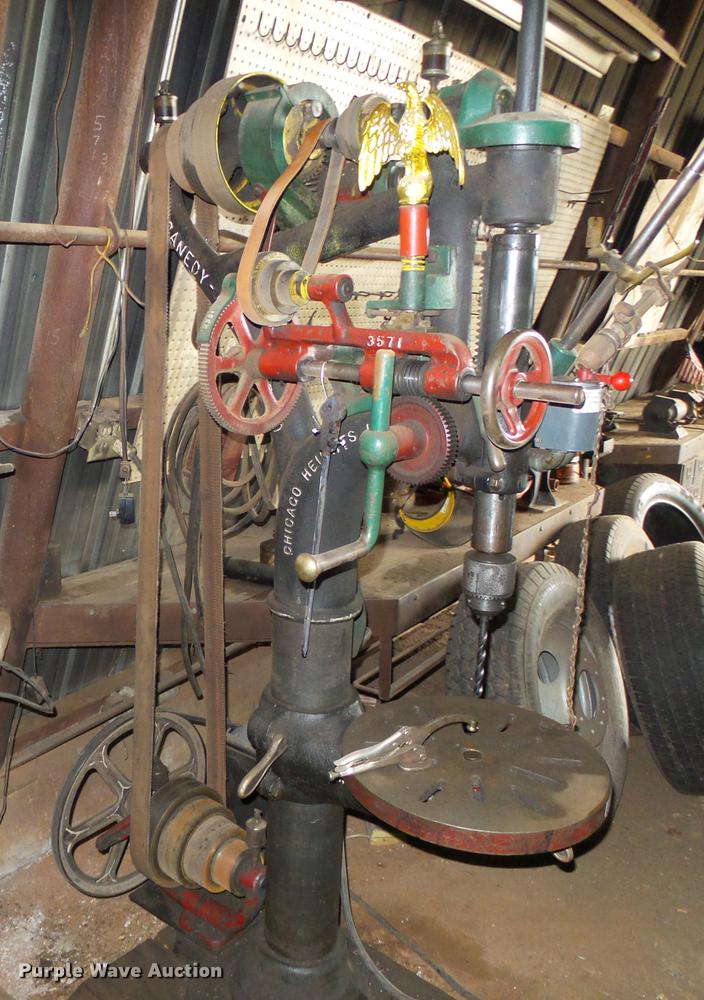 image for item EQ9075 Chicago Heights-Canedy Otto Mfg. drill press