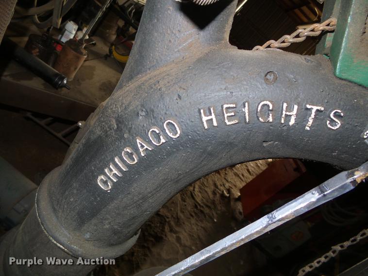 image for item EQ9075 Chicago Heights-Canedy Otto Mfg. drill press