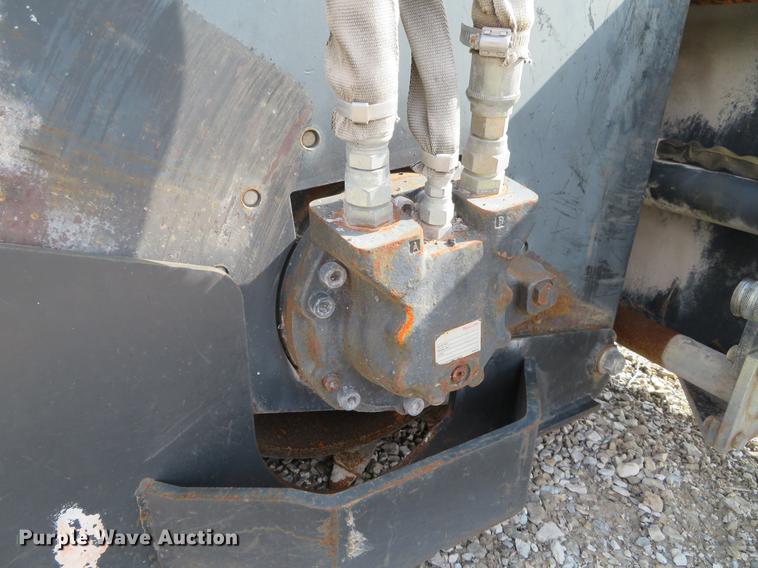 image for item EV9590 Bobcat 18HYD cold planer